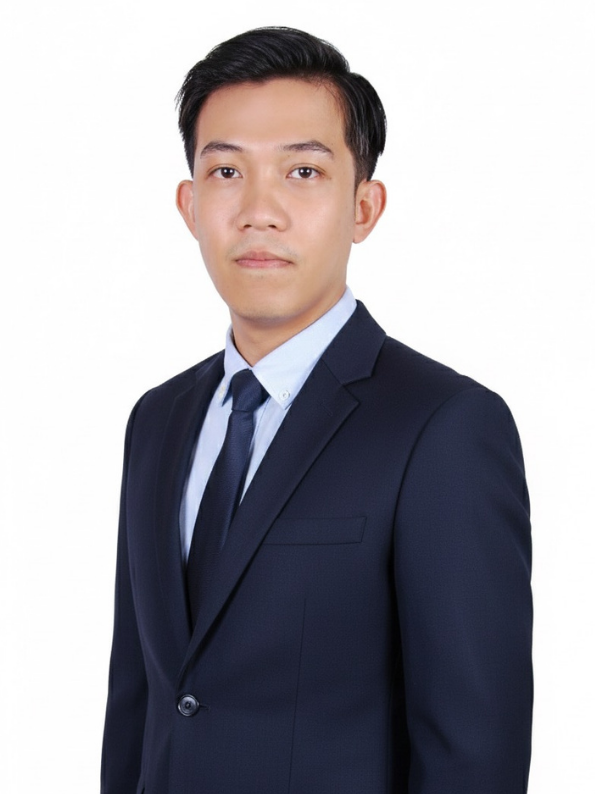 Rustam Rizki Effendi, S.H.
